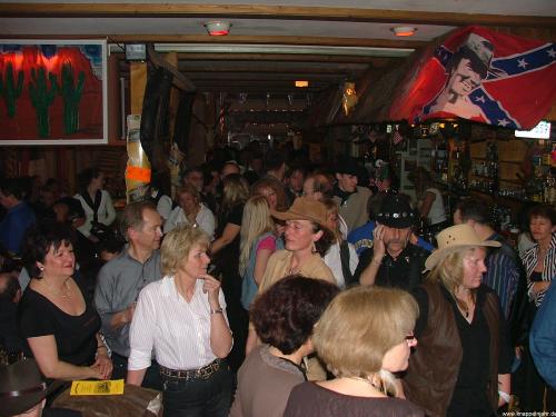 Virginia Saloon 48