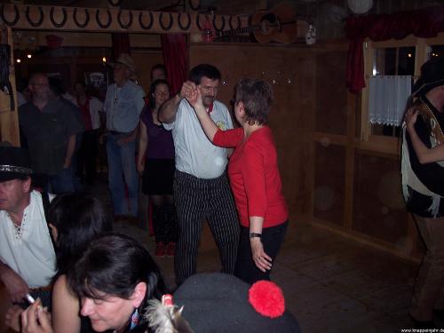 Luckys Saloon 56