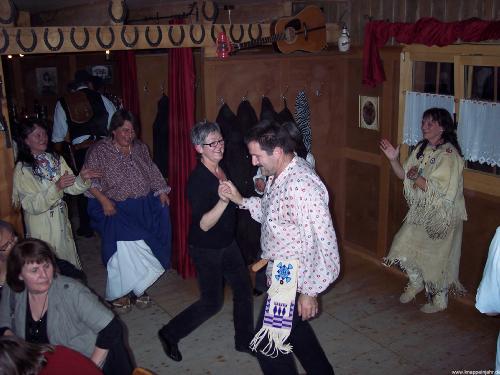 Lucky Saloon 37
